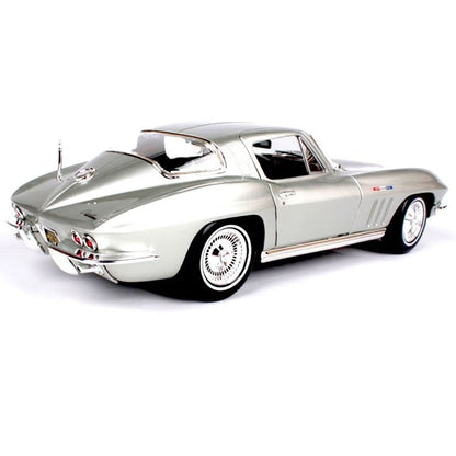 1:18 1965 Chevrolet Corvette