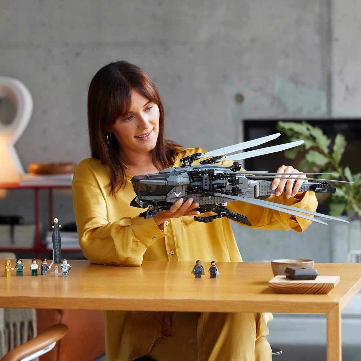 LEGO Icons Dune: Çöl Gezegeni Atreides Royal Ornithopter 10327